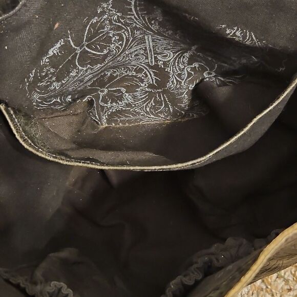 STS Ranch embossed paisley shoulder bag - Picture 14 of 14